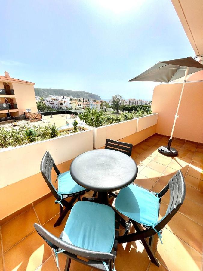 Los Seres - Relaxing Apartment With Pool لوس كريستيانوس المظهر الخارجي الصورة
